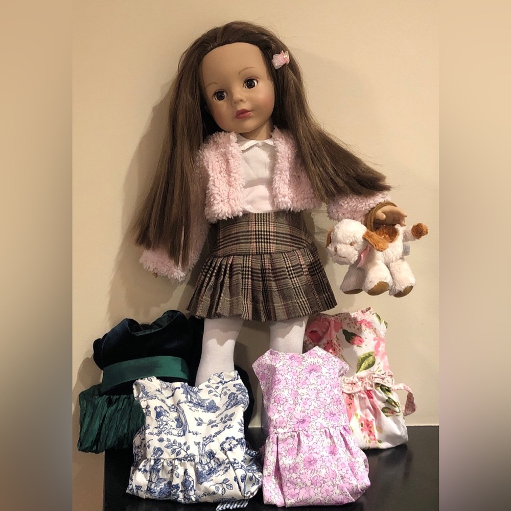 MADAME ALEXANDER 18" Doll Brunette Brown Long Hair/Brown Eyes w/ Outfits & Shoes